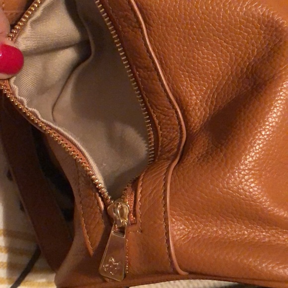 - ORA DELPHINE BUCKET PURSE - Picture 6 of 9